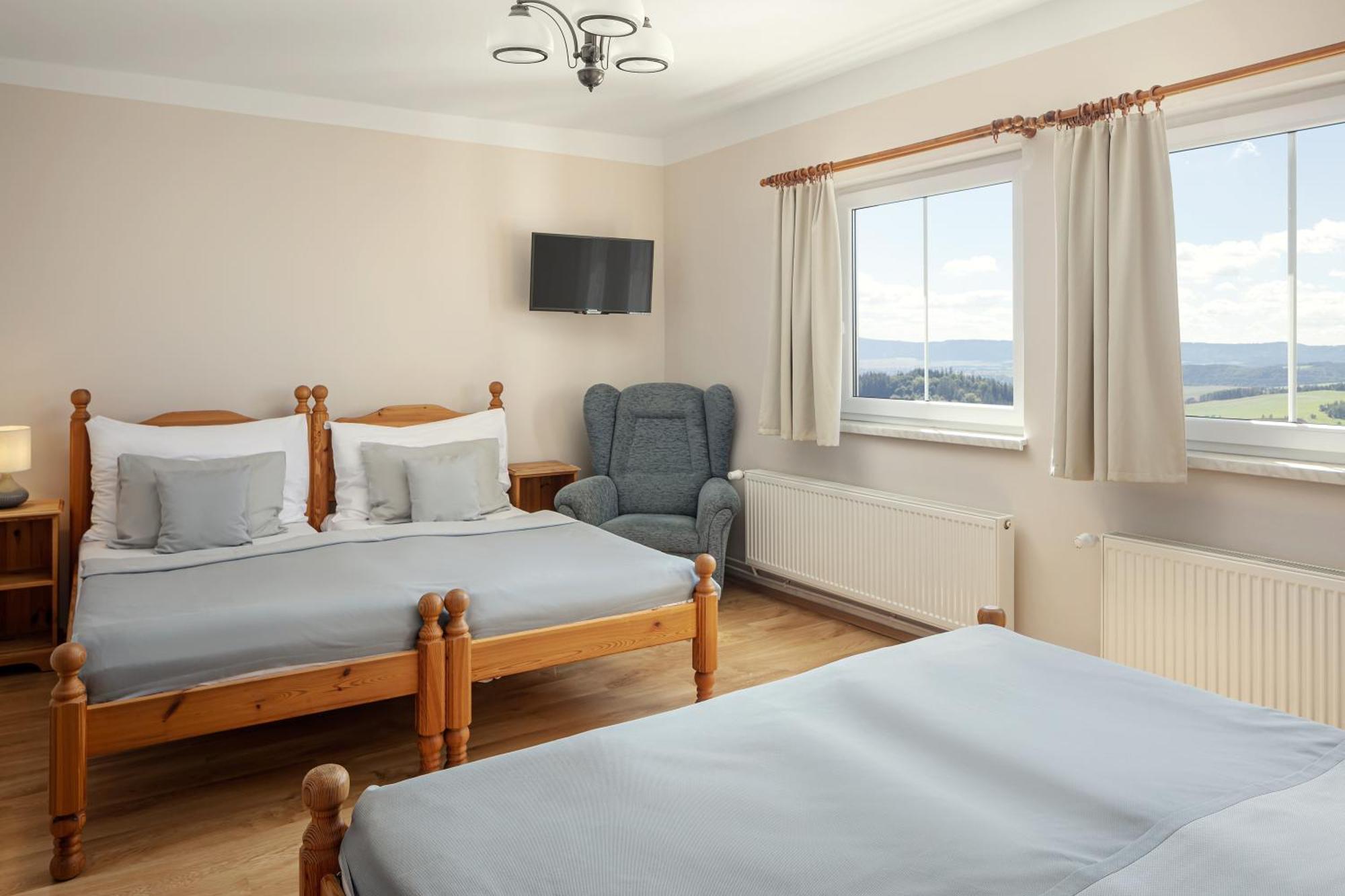 Hotel Zamecek Janovicky Broumov Εξωτερικό φωτογραφία