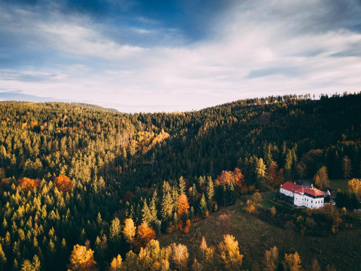 Hotel Zamecek Janovicky Broumov Εξωτερικό φωτογραφία